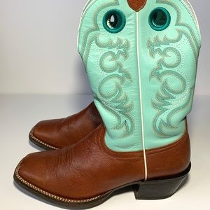 ARIAT WOMENS SQUARE TOE CROSSFIRE BOOTS